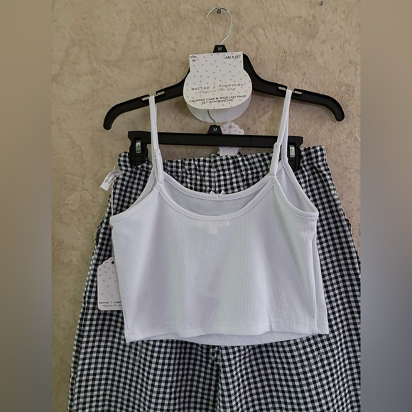 better/together Cropped Cami & Wide Leg Set w/Scunchie - Picture 3 of 6